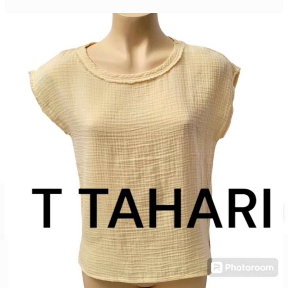 ❤️B2G1 NWOT T Tahari Women's XS Guaze Boxy Cap Sleeve Peachy Color Top